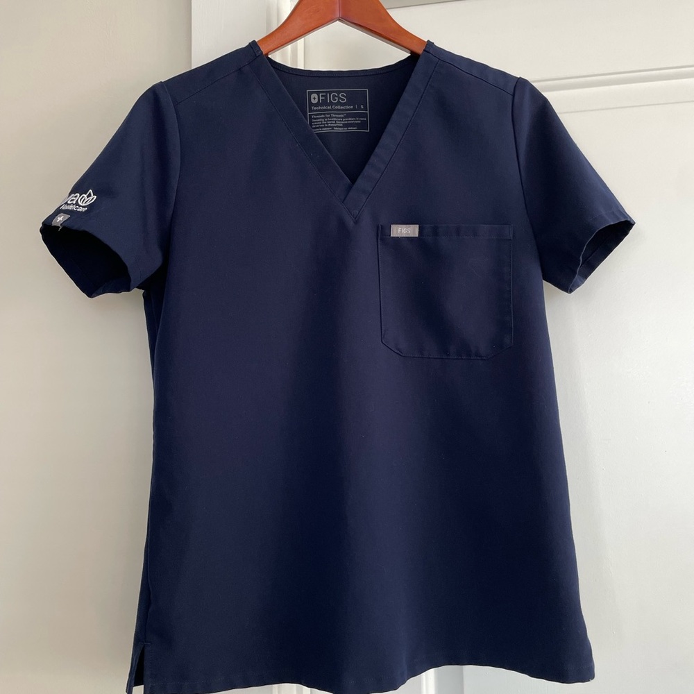 Figs Aya Healthcare Logo Catarina Blue Scrub Top Small